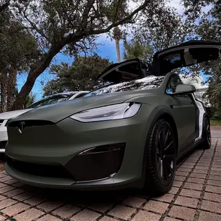 Slick Shine Instagram post: Army green never looked this clean.