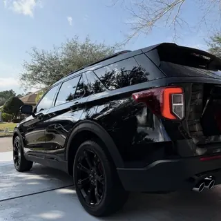 Slick Shine Instagram post: Great views, even better shine 😍 This all-black Explorer ST hits different when it’s detailed right
